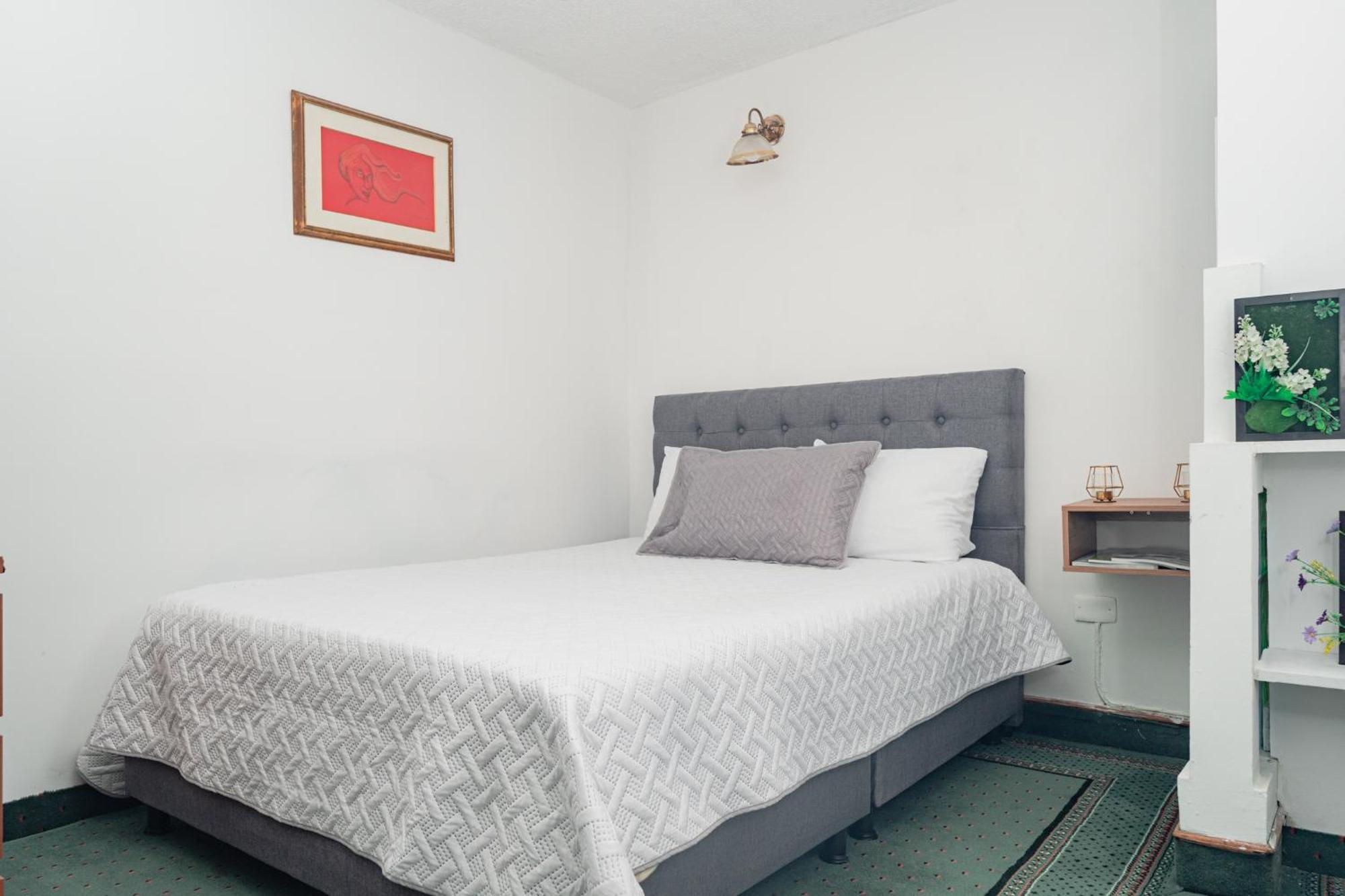 Innovar Casa Hostal Богота Экстерьер фото